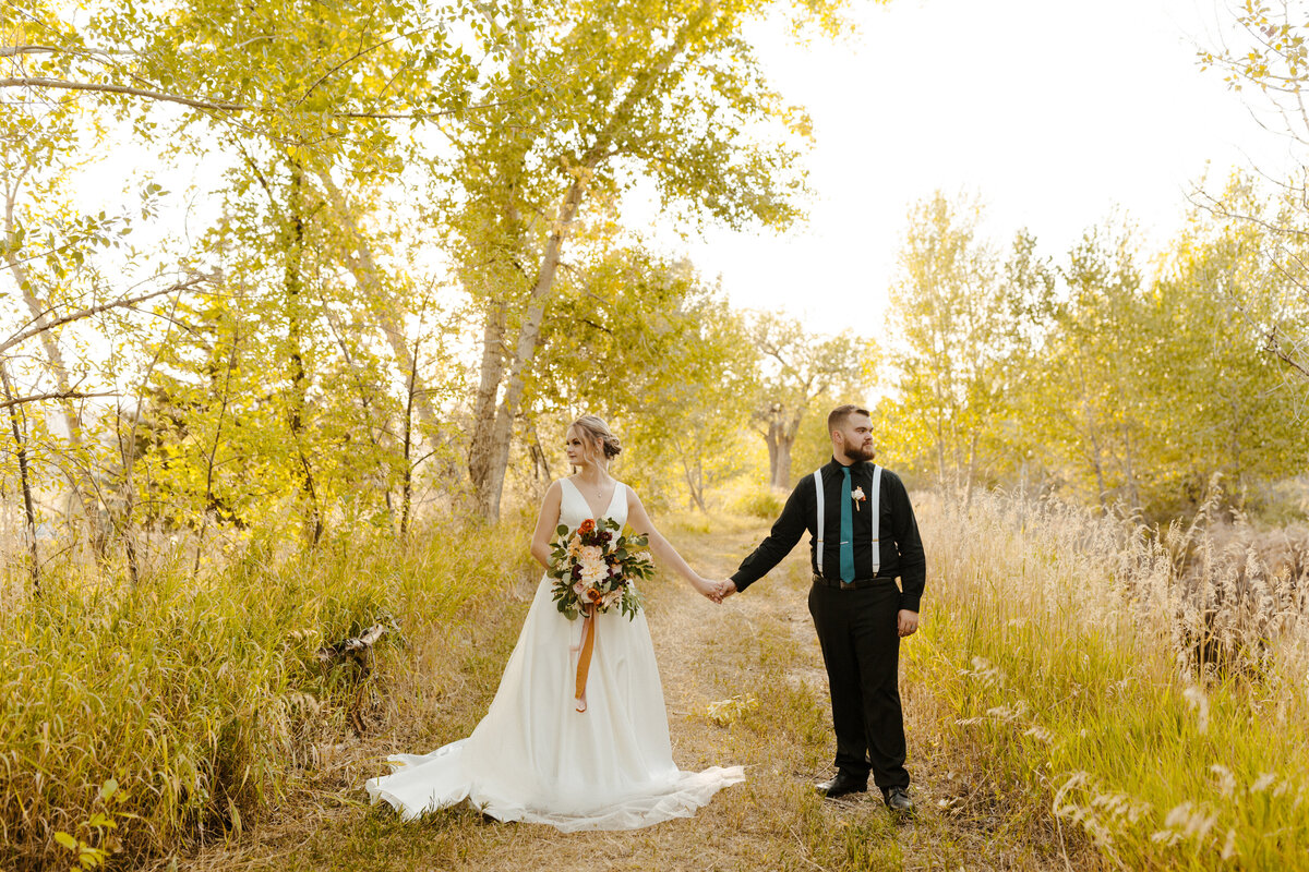 loveland-colorado-backyard-wedding-near-estes-park-and-devils-backbone-photographer-580