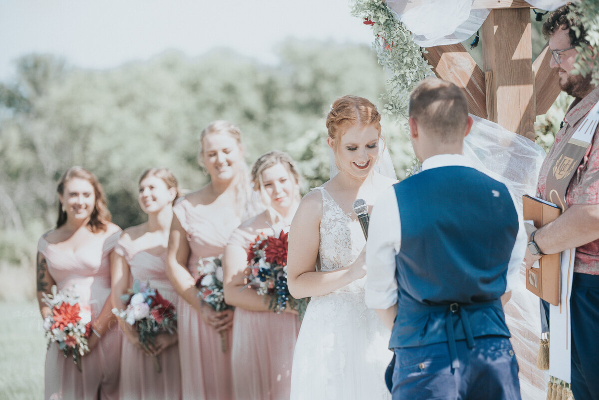 ceremony _ alaynna ann schwartz _ harpors vinyard _ iowa photographer _ playlife photography_0152