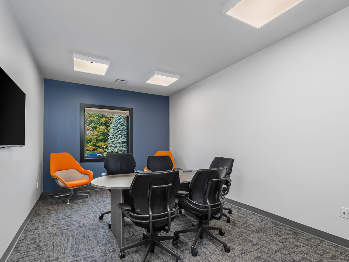 1-web-or-mls-A7403303