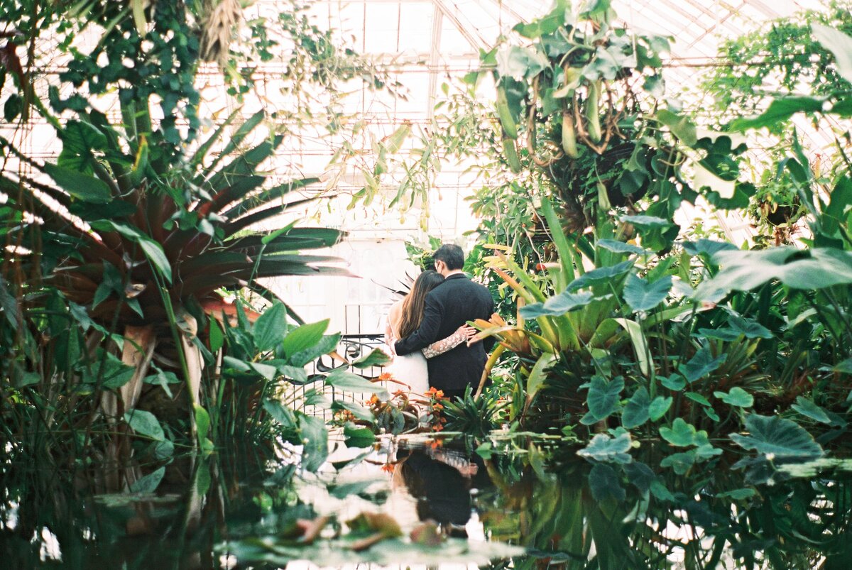 conservatory-of-flowers-golden-gate-park-san-francisco-urban-elopement-7