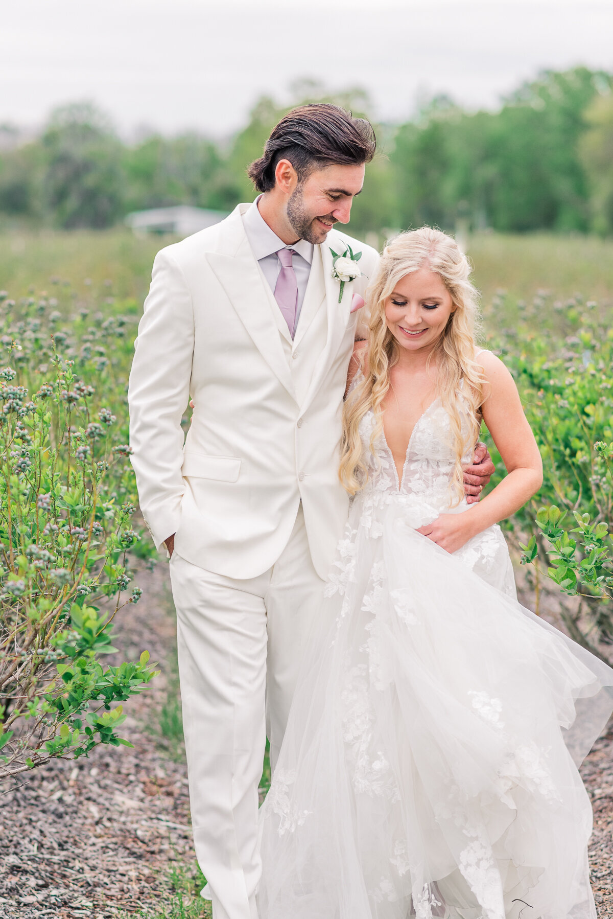 Jason & Taylor Ever After Blueberry Farm Wedding | Lisa Marshall Photography