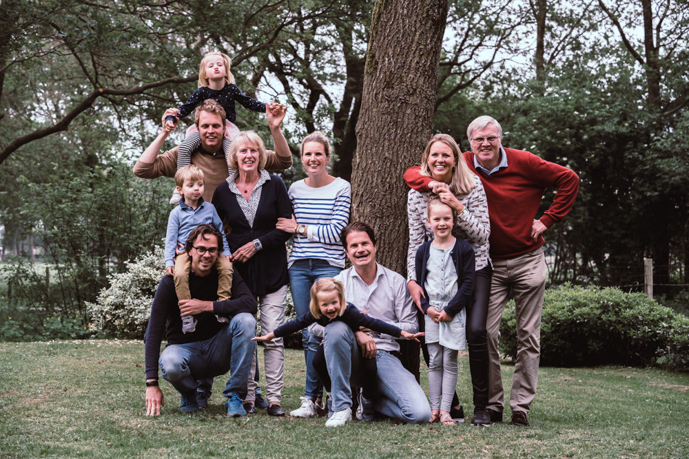grote familie shoot bos Utrecht