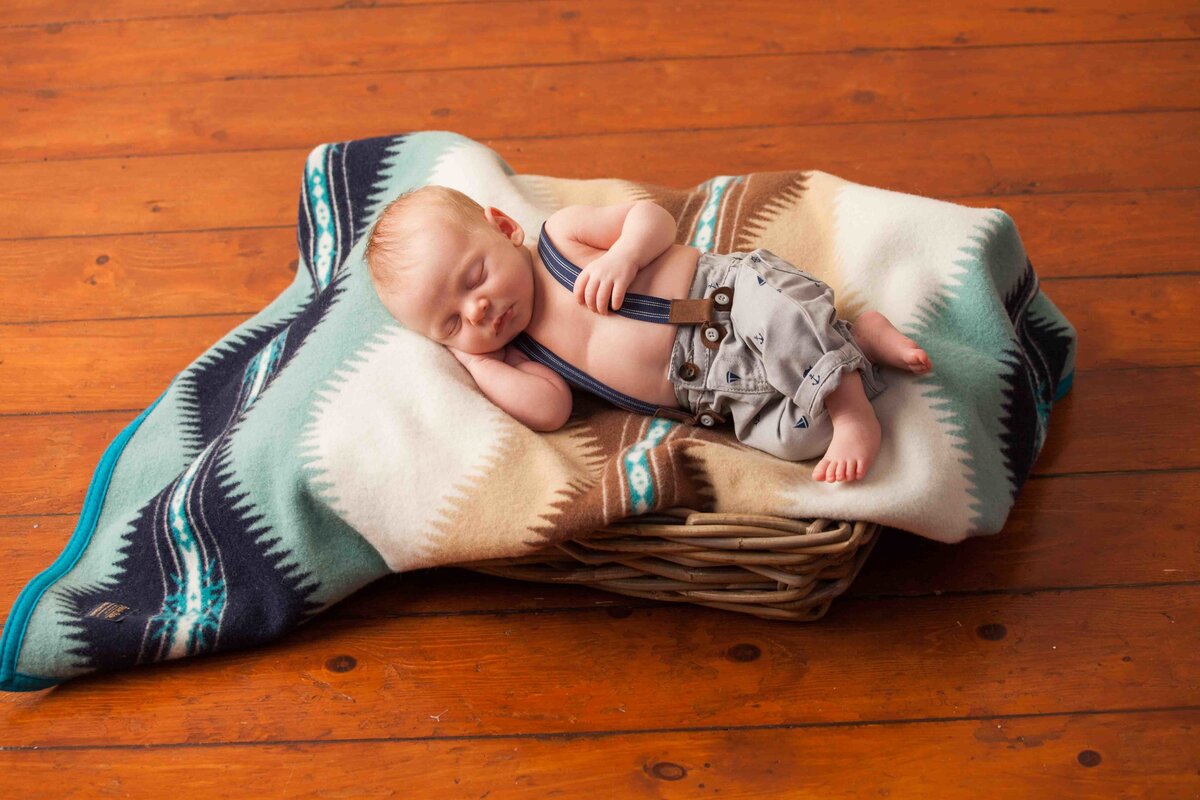 NewbornPhotographerAstoriaOregon-11