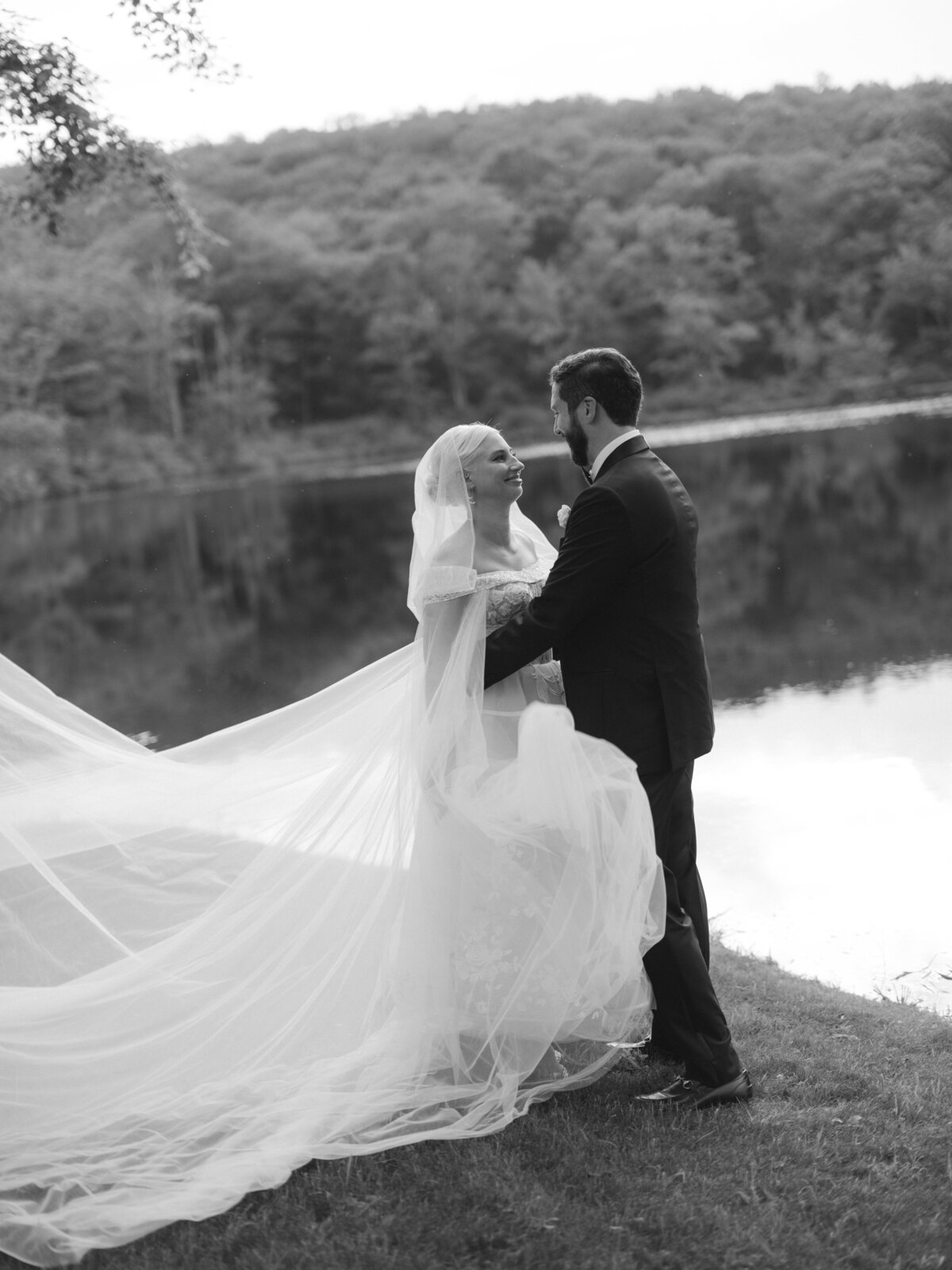 SP-25-Keller&Michael_WeddingPreview_98