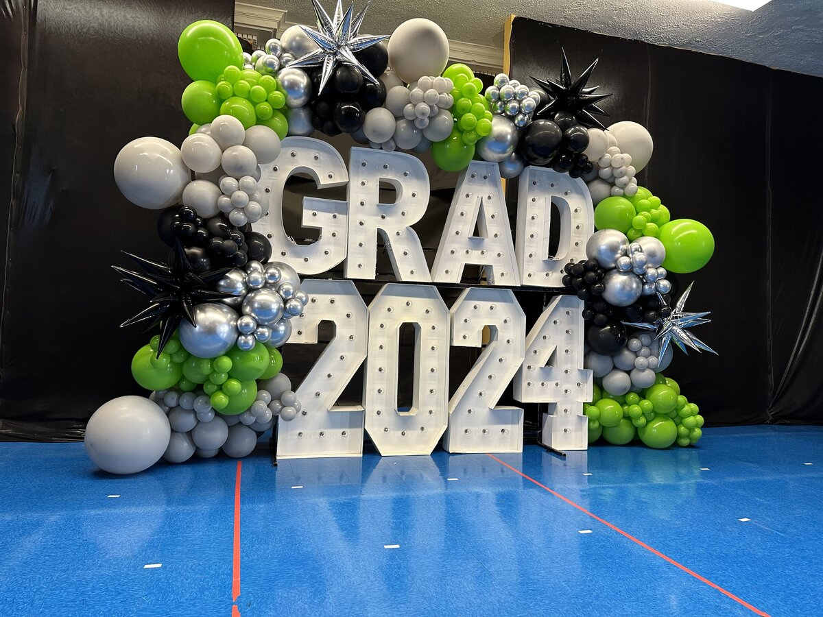 grad light up maruqees with balloons