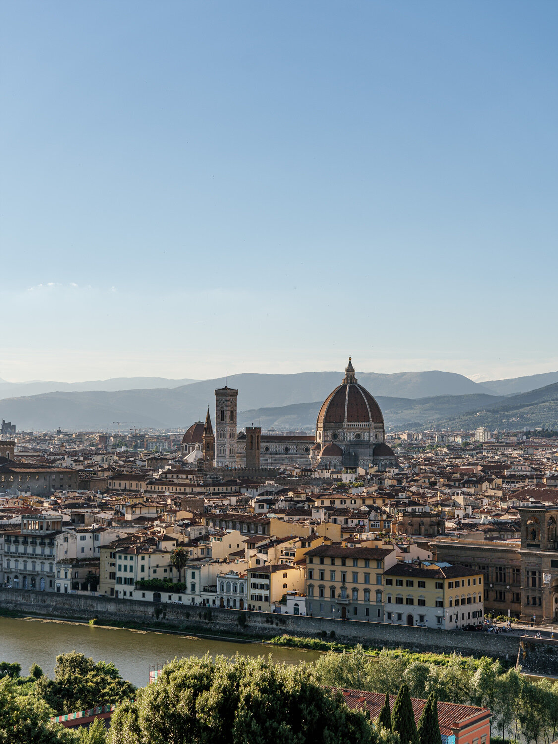 01-Panoramic-Tuscan-Views-at-Pre-Wedding-Dinner