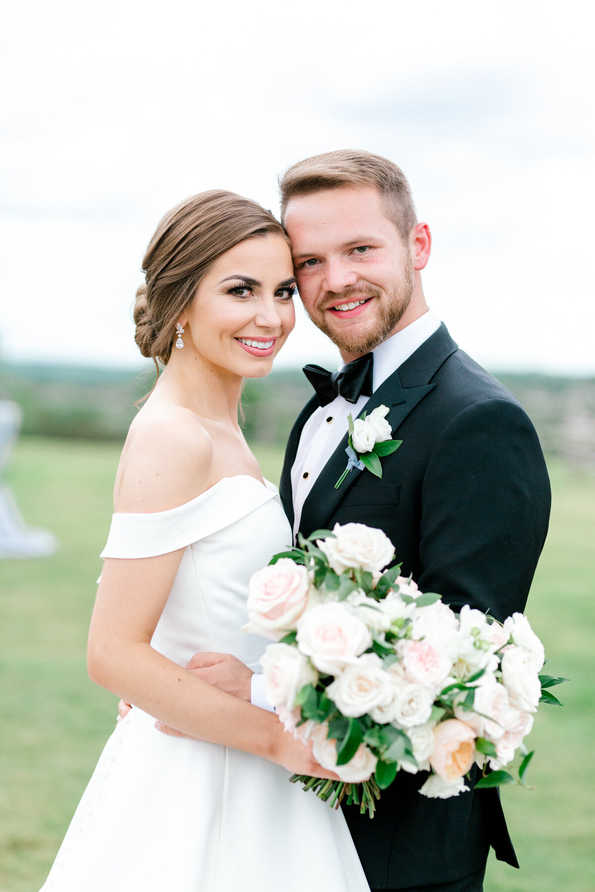 Lexi Broughton & Garrett Greer Wedding at Dove Ridge Vineyards | Sami Kathryn Photography | Dallas Wedding Photography-83