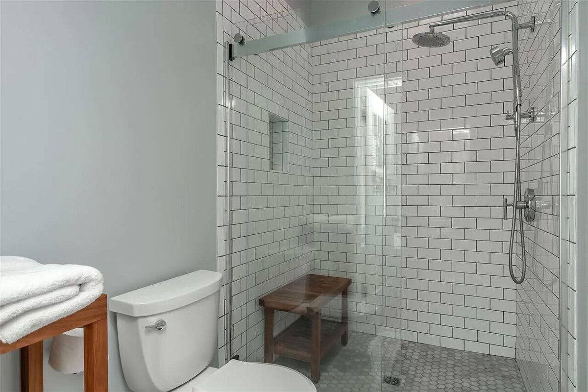 client-bathrooms-historic-renovation-heather-homes02