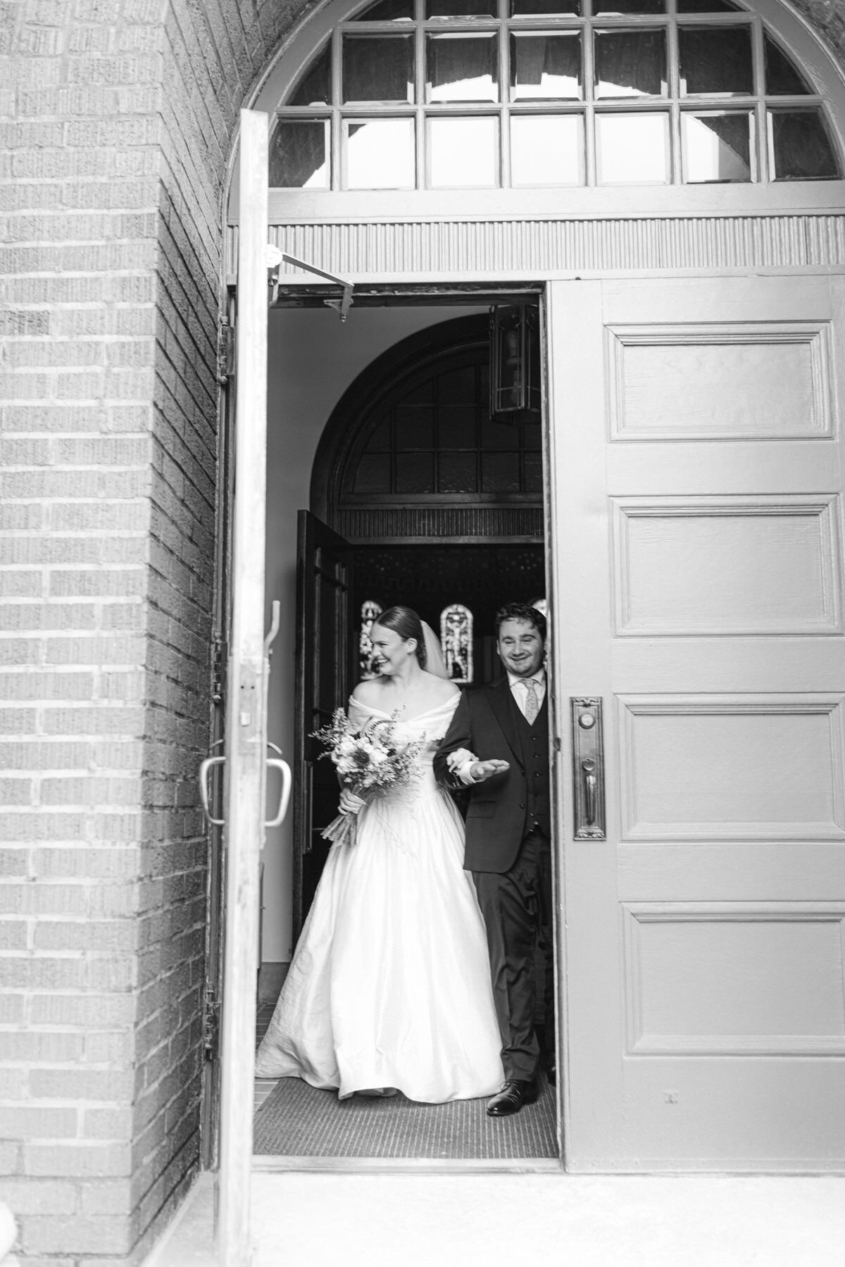toronto-wedding-photographer-drake-hotel-wedding-025