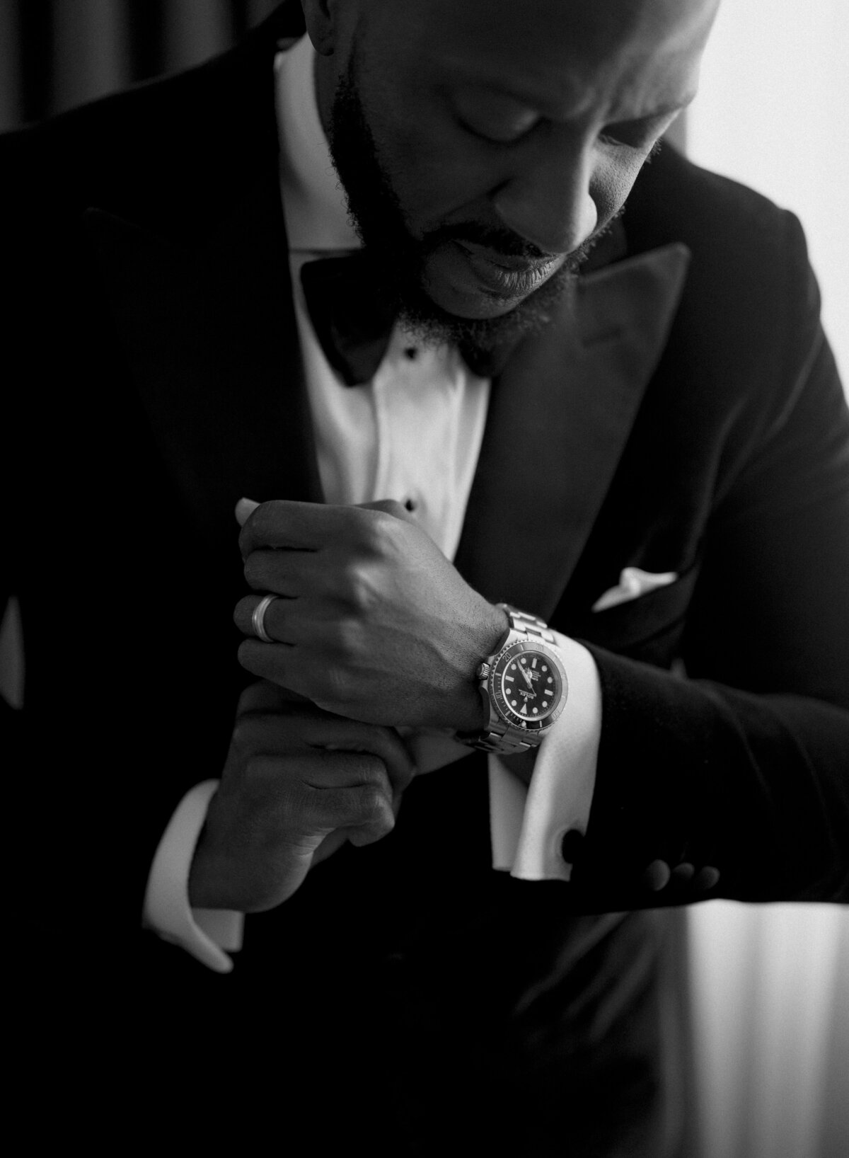 003_GROOMGETTINGREADY-007