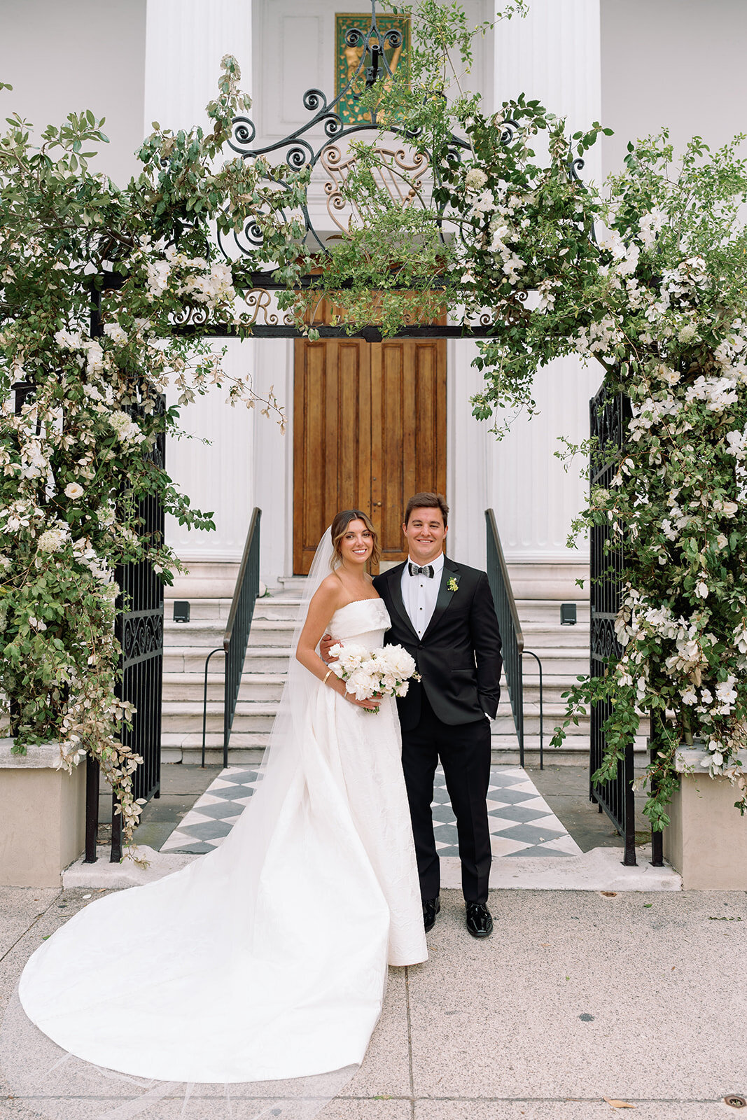 Classic Charleston Wedding with green & white at Hibernian Hall by Sarah Bradshaw 0232