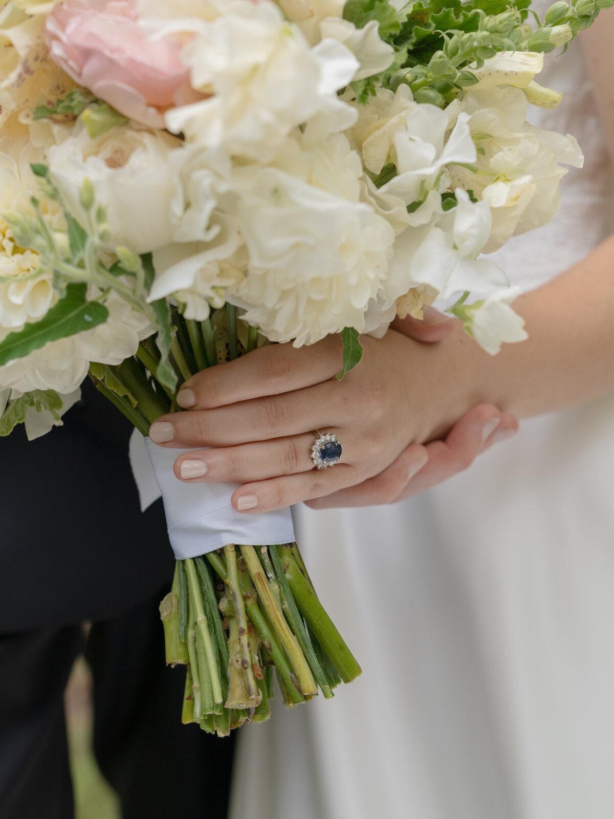Annalise & Jonathan Wedding Preview-18