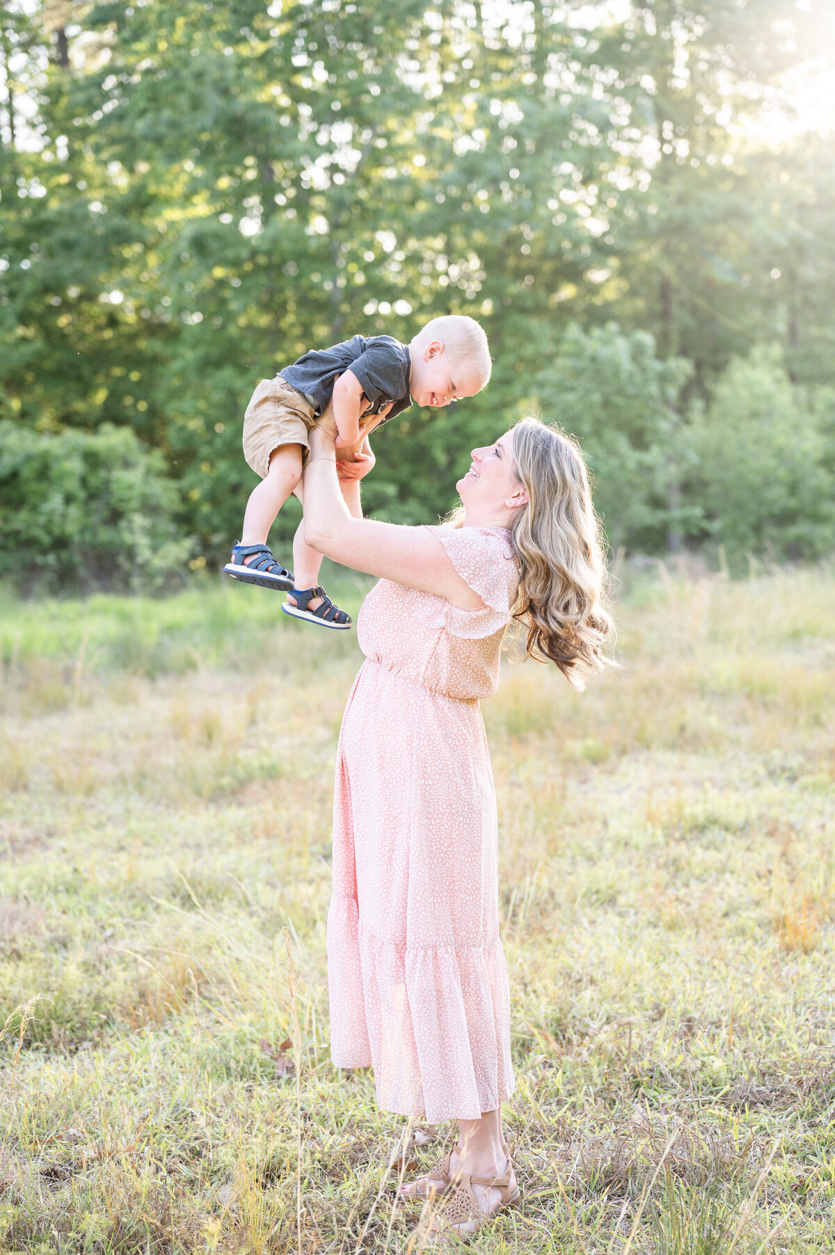 maternity photographer raleigh nc