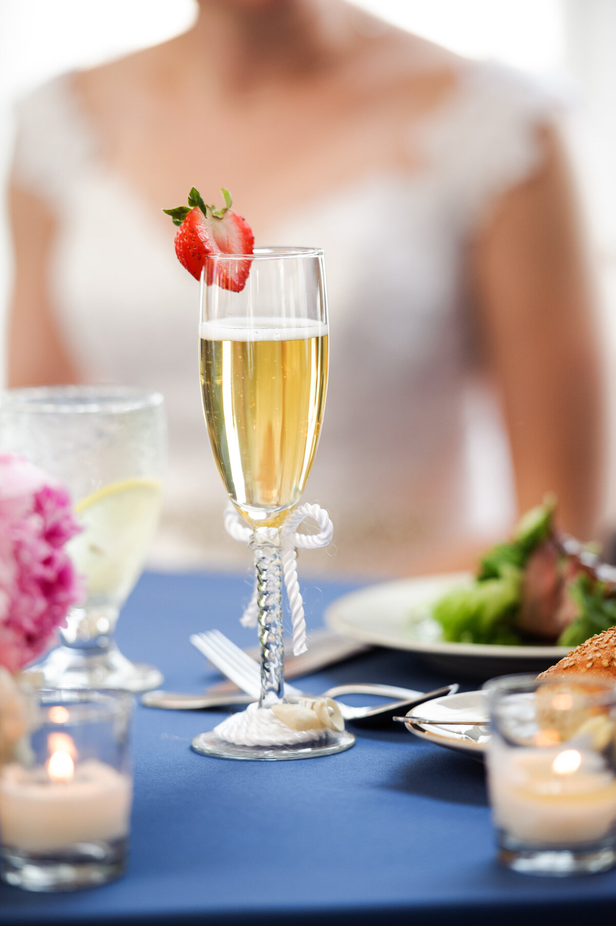 champagne_toast