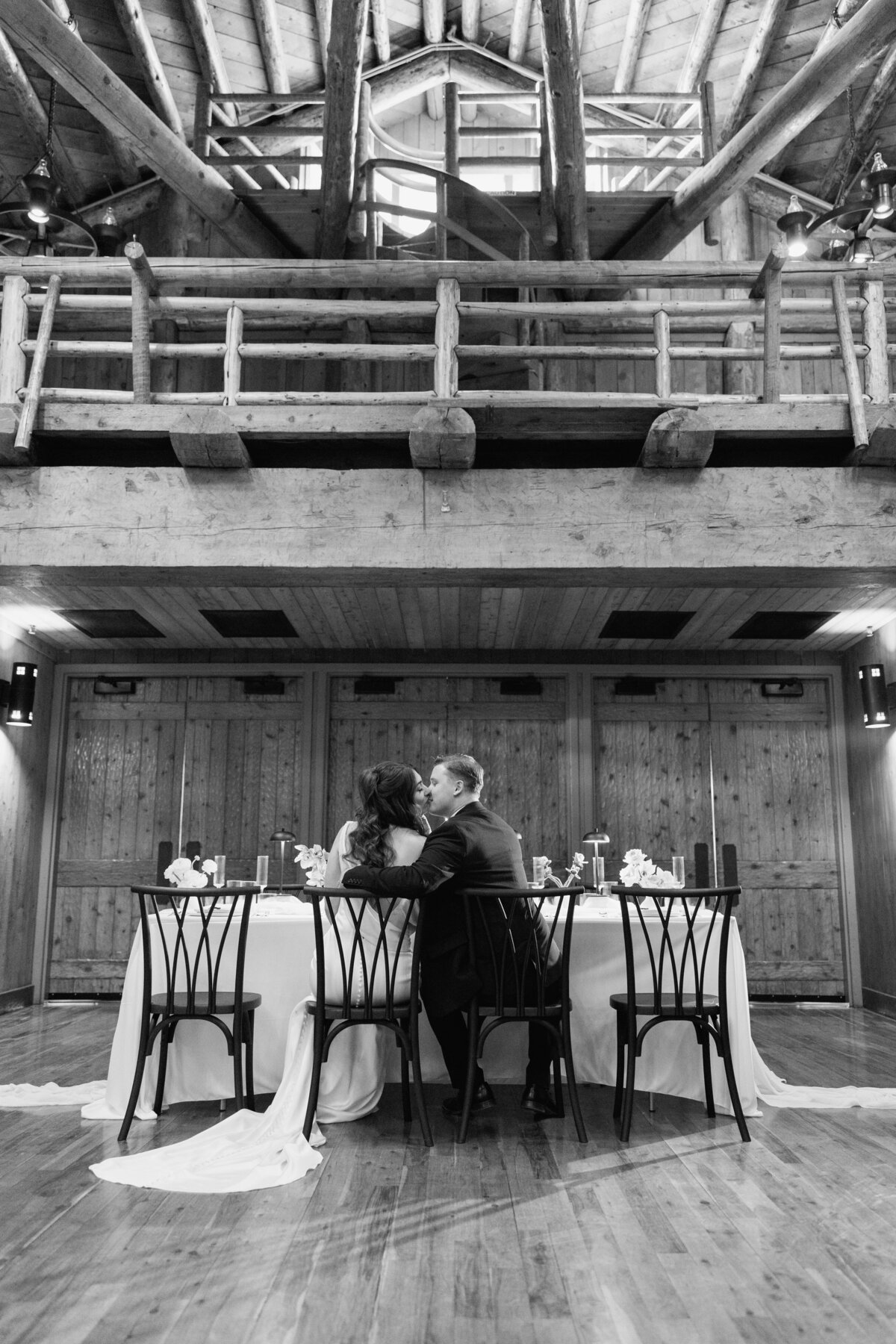 EMILY B. PHOTO CO. -- Bend Oregon Wedding Photographer -- Sunriver Resort -- Winter Romance Styled Shoot -- Previews-90