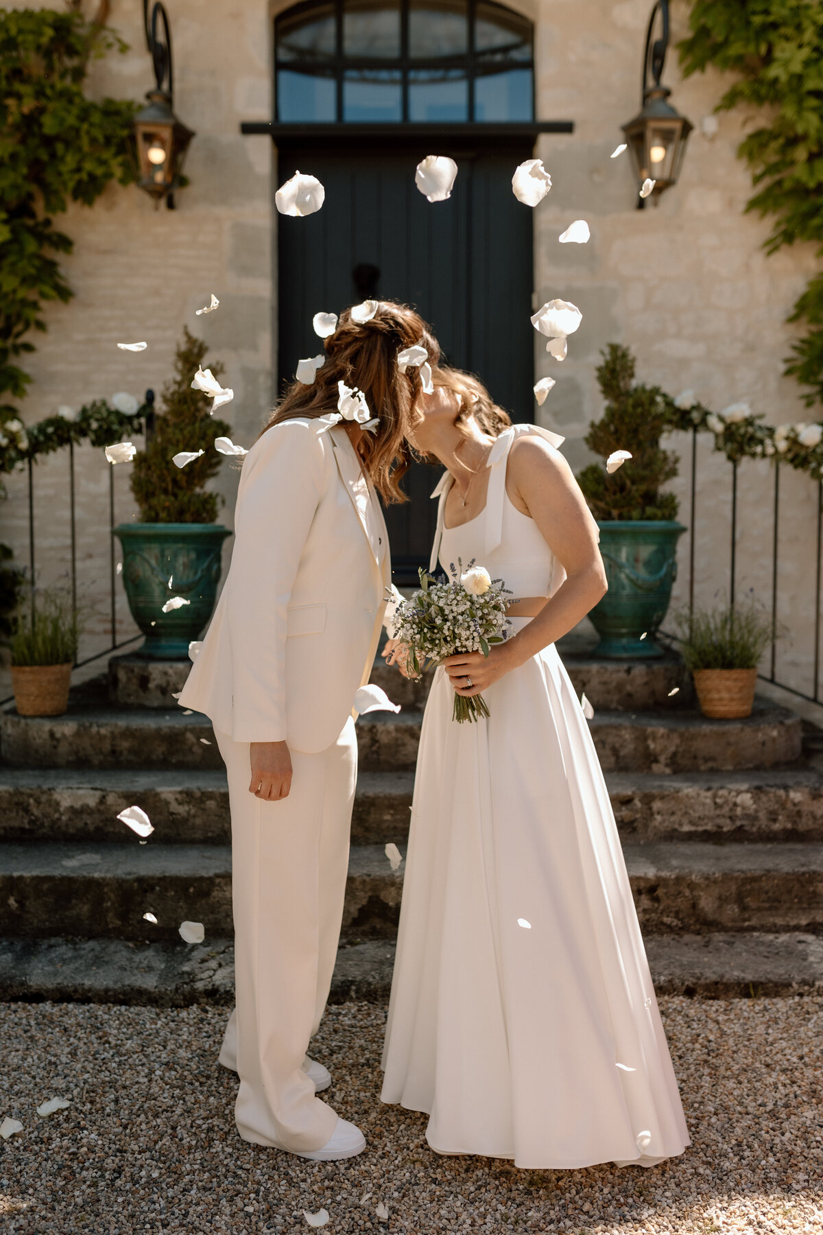 Kate&Kate_chateaudestpaul_francewedding_lauradeanphotography_dorsetweddingphotographer-34