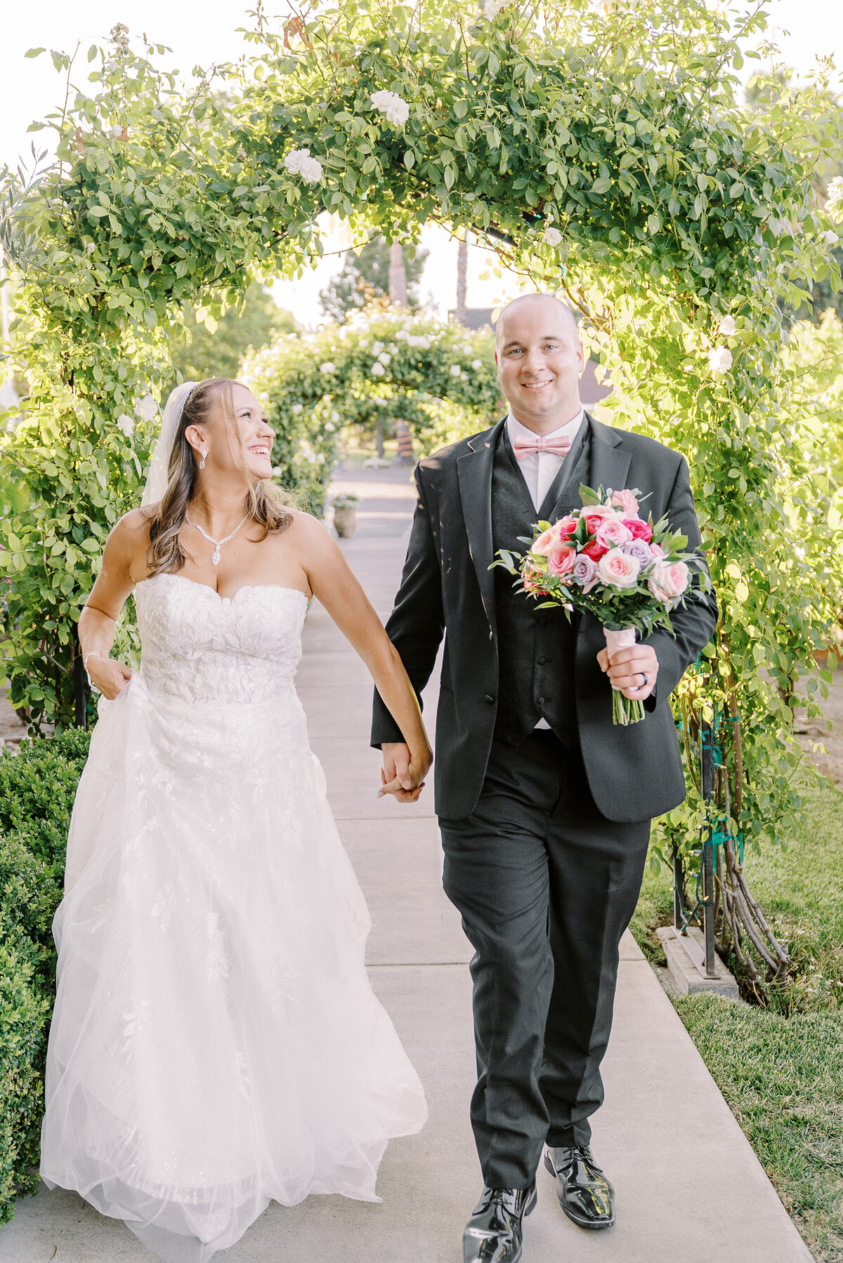 scribner-bend-vineyards-sacramento-wedding-043