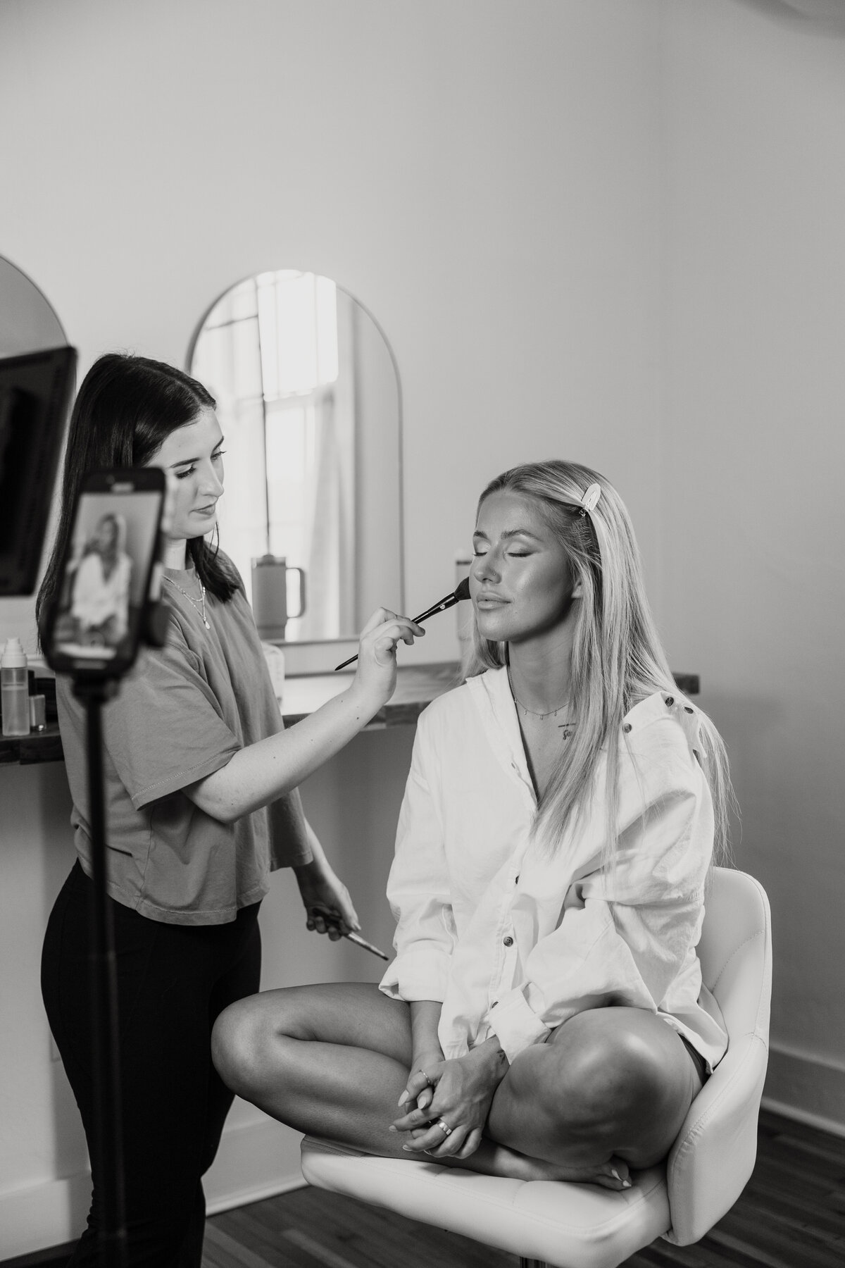 bridal getting ready photos