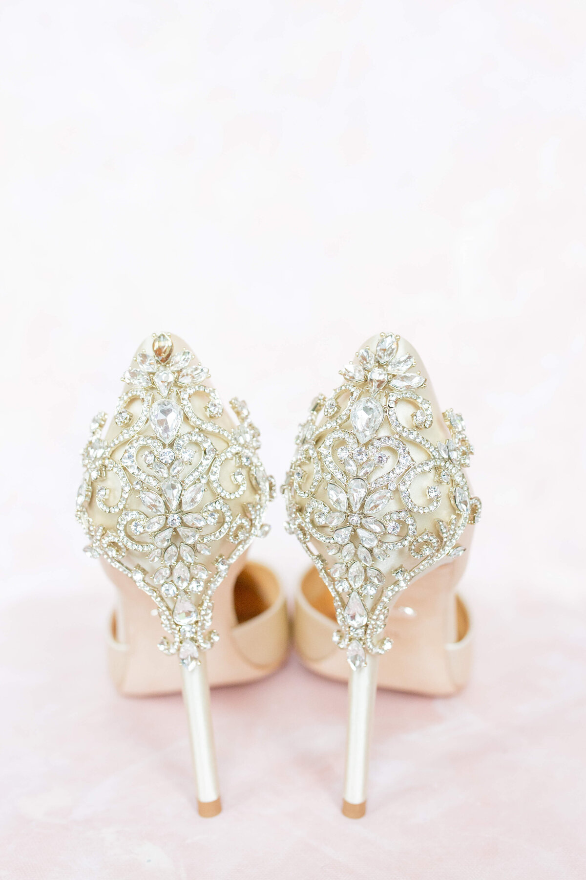 Top-Wedding-Shoes-Bridal-Heels-Photography-by-Bethany-Lane