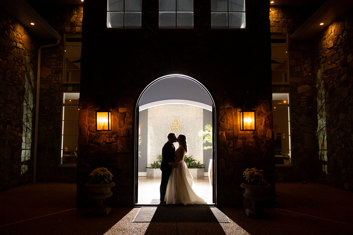 loudoun-studios-wedding-bluemont-blue-valley-vineyards-virginia00032