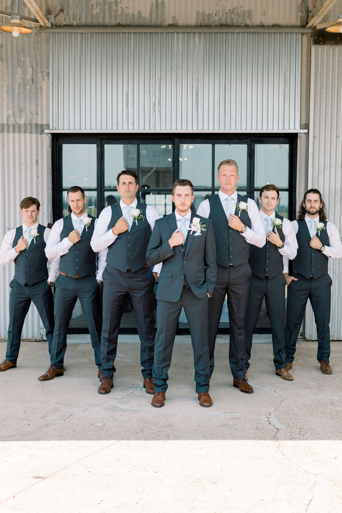 summer-rustic-blue-gin-wedding-13