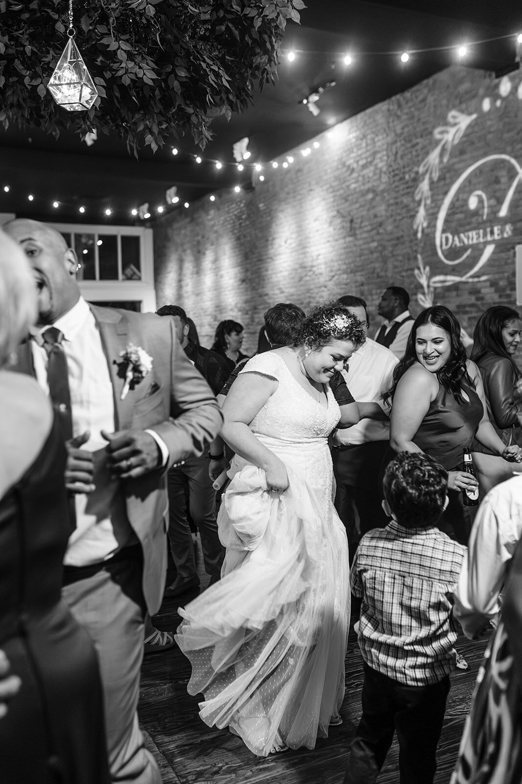 reTheBurrowWeddingPhotography-760