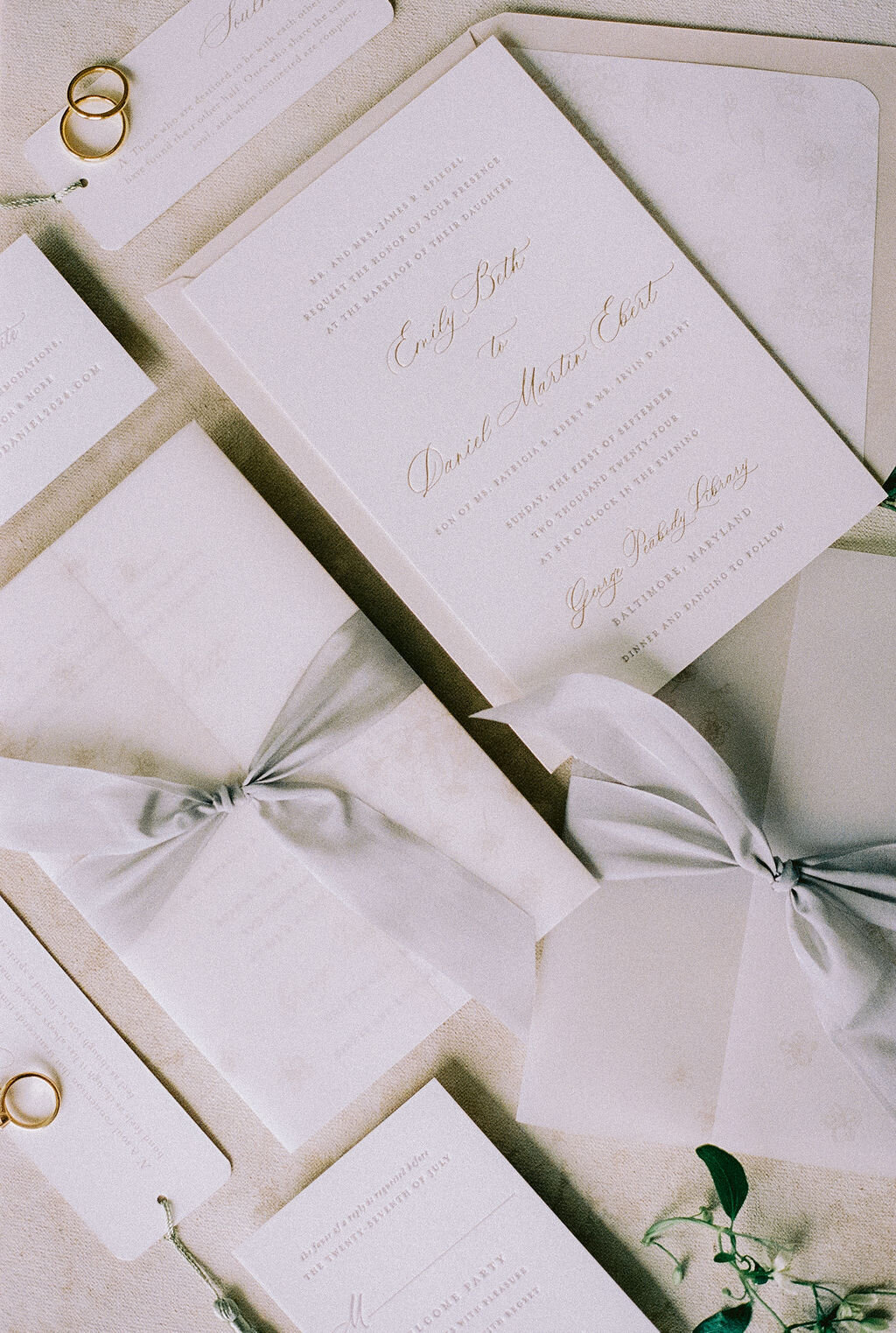 1b.NikkiSanterre_EastCoastLuxuryWeddingPhotographer_BaltimoreWeddingonFilm_Emily-17