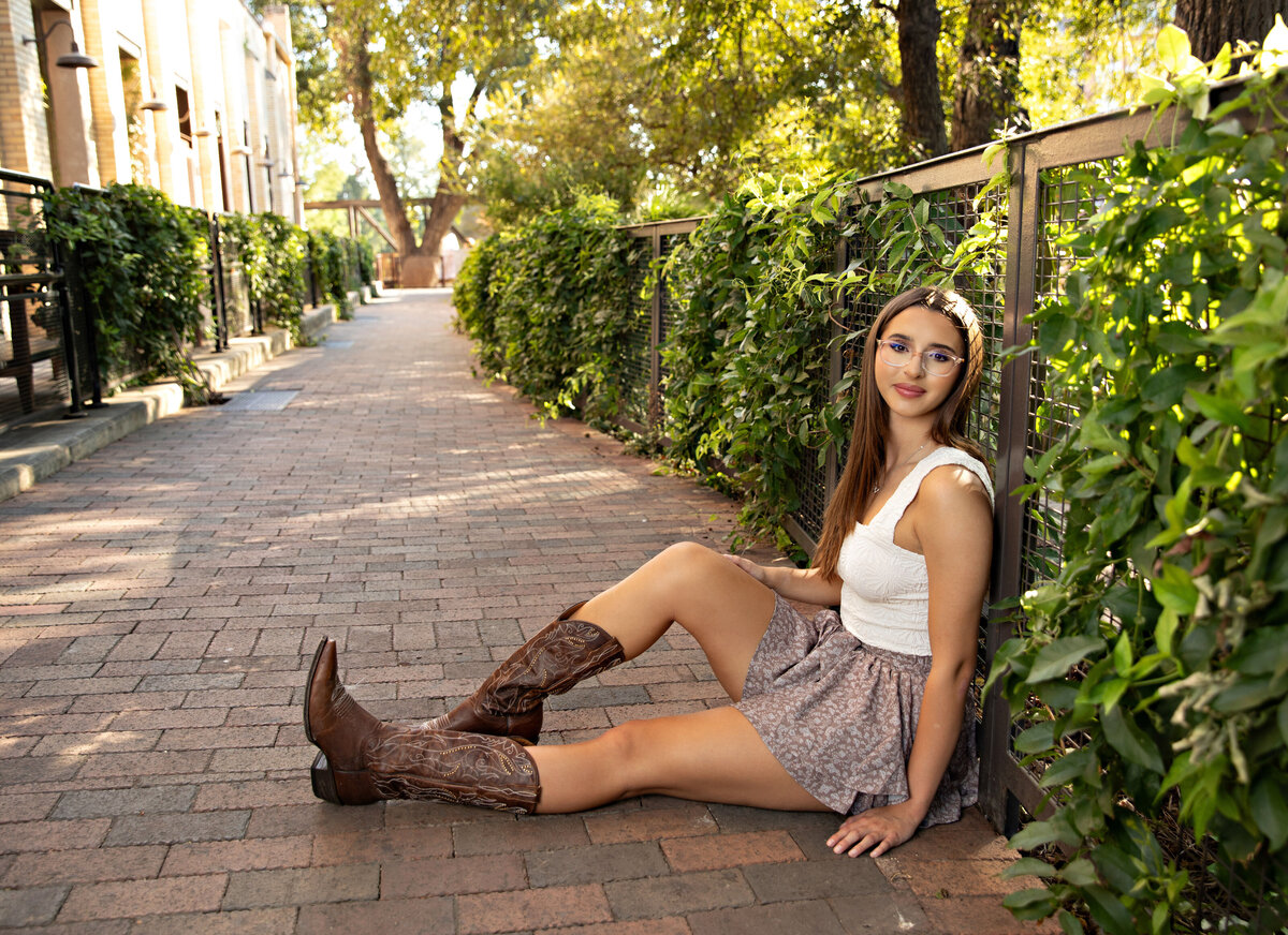 seniorgraduationclassof202520262027bestphotographertudiofamilybirthdaynewbornboyamilynewborngirlfirstbirthdayportraiturephotographystudioportraitsnewborngirlboyfamilyEvaMaganaPhotographychildphotographer (23 of 31)