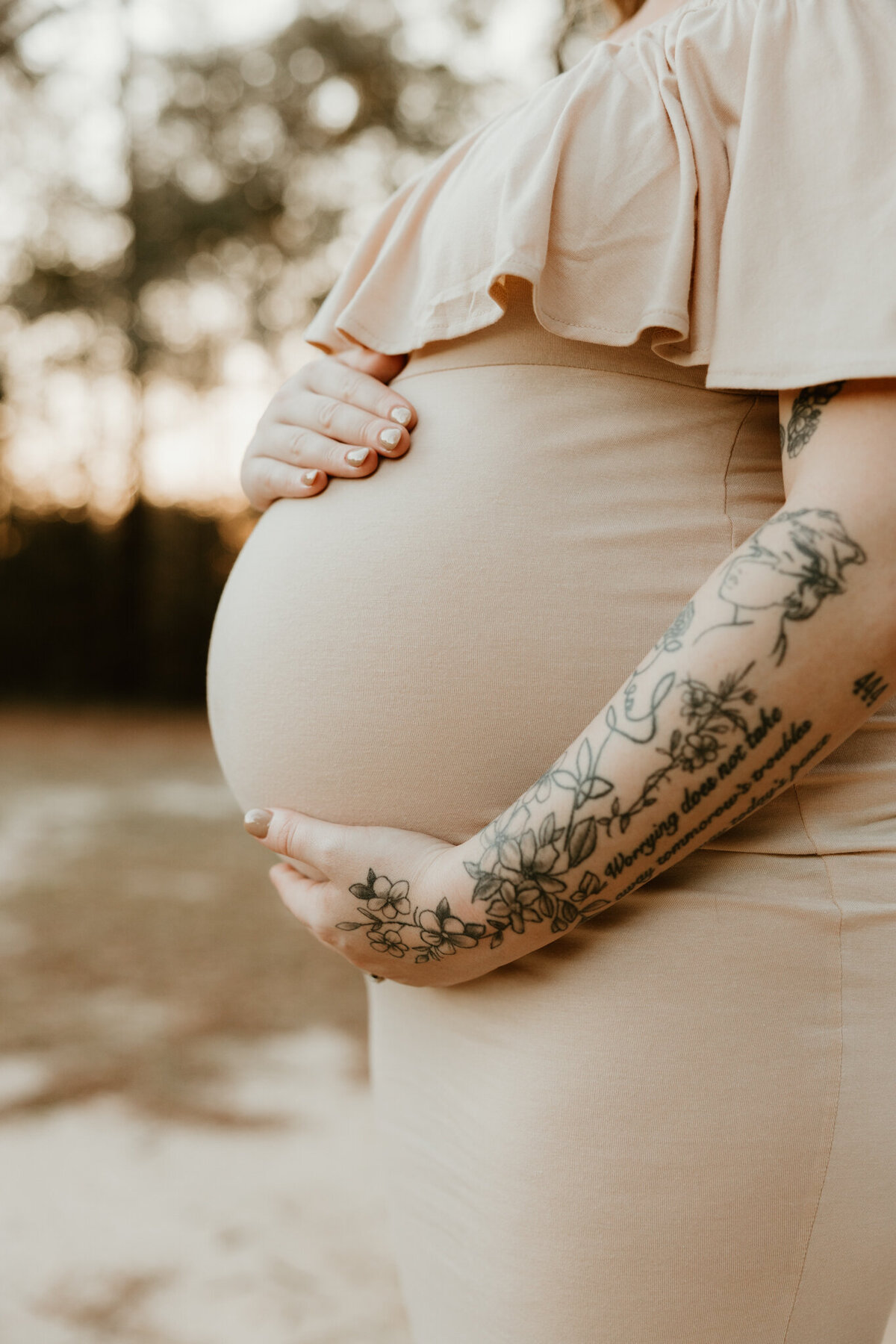 GRACEVILLE, FL MATERNITY PHOTOGRAPHER