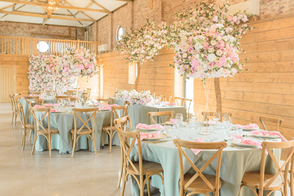 TanyaFlannaganPhotography-WeddingPhotographer-Worcester-Cheshire-Yorkshire-Shropshire-Shrewsbury-LightandAiryWeddings-241