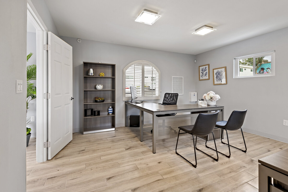 Office 1