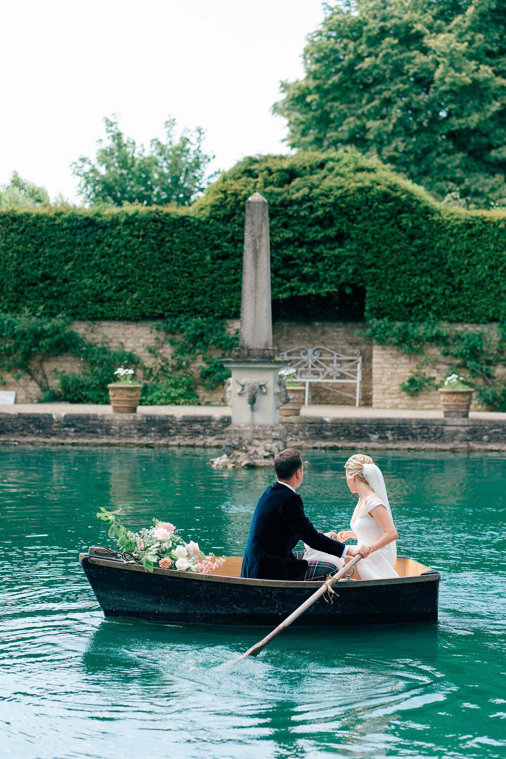 PoppyCarterPortraits-WeddingPhotography-EuridgeManor-7