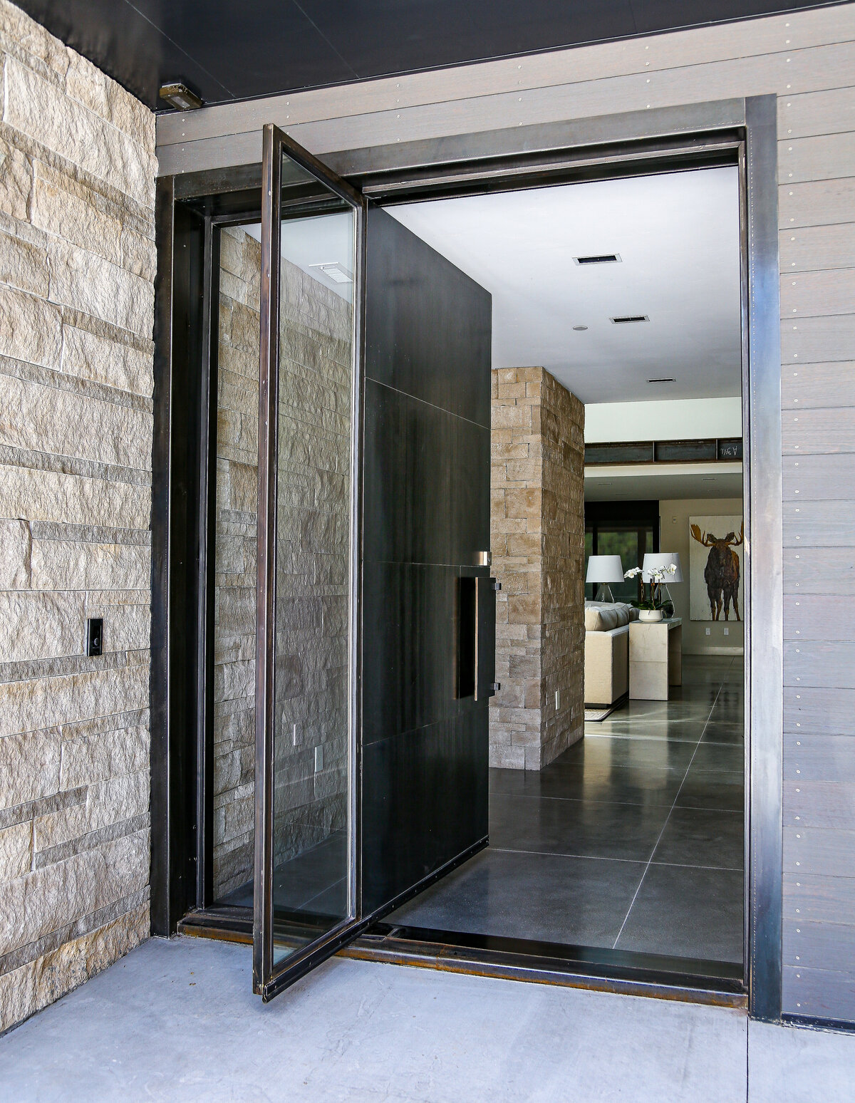 Mountain-Modern-Retreat-46