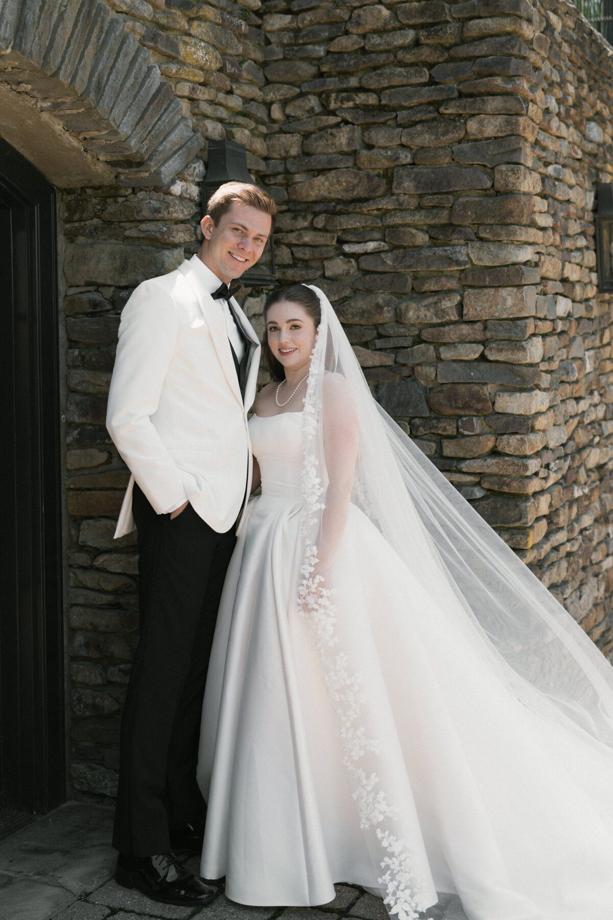 Grace & Ardor Co. East Coast Wedding Engagement Photography Pennsylvania New York City New Jersey Timeless Bold Art Direction Editorial Erin McGeever Lake House Inn-7