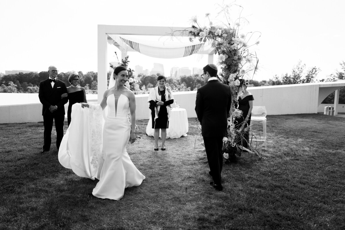 Summer Wedding Ceremony in Washington DC 9