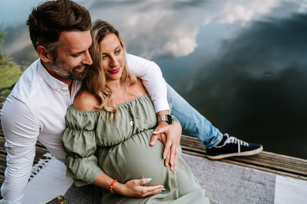Pregnancy-maternity-motherhood-photographer-buckinghamshire-4