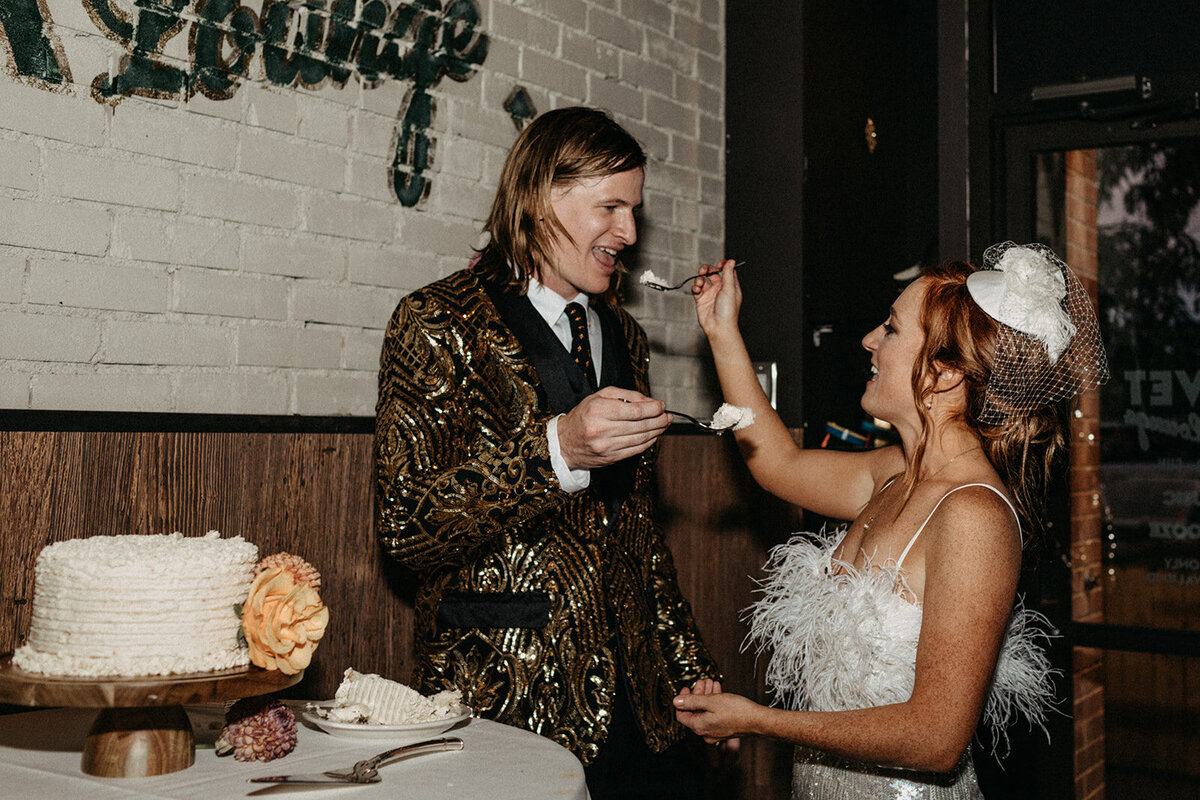 Logan and Caroline 2023_CakeCutting-5508-2
