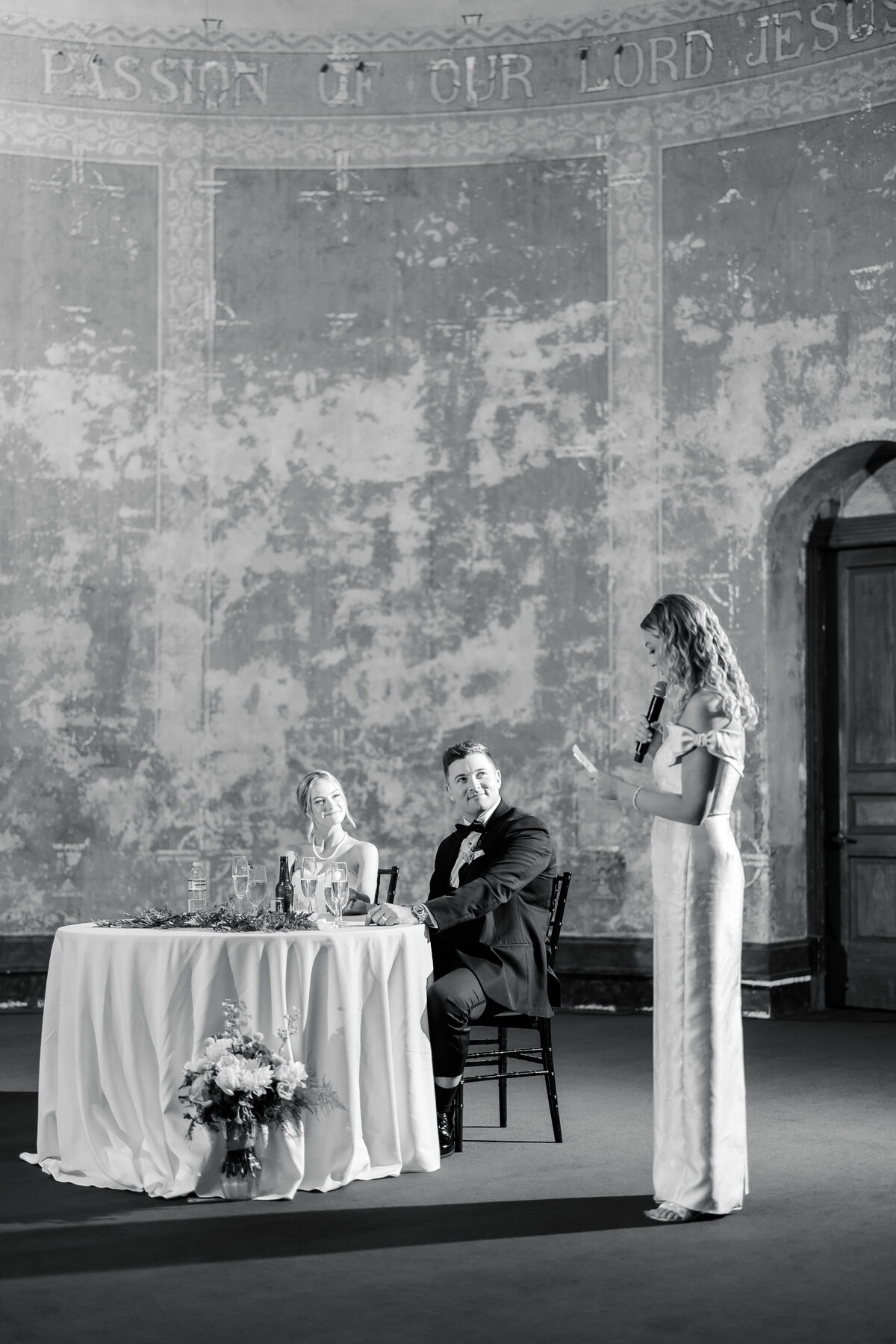 kasia-sickau-wedding-photographer-grace-alex-monastery-event-center-cincinnati-ohio1N1A2931