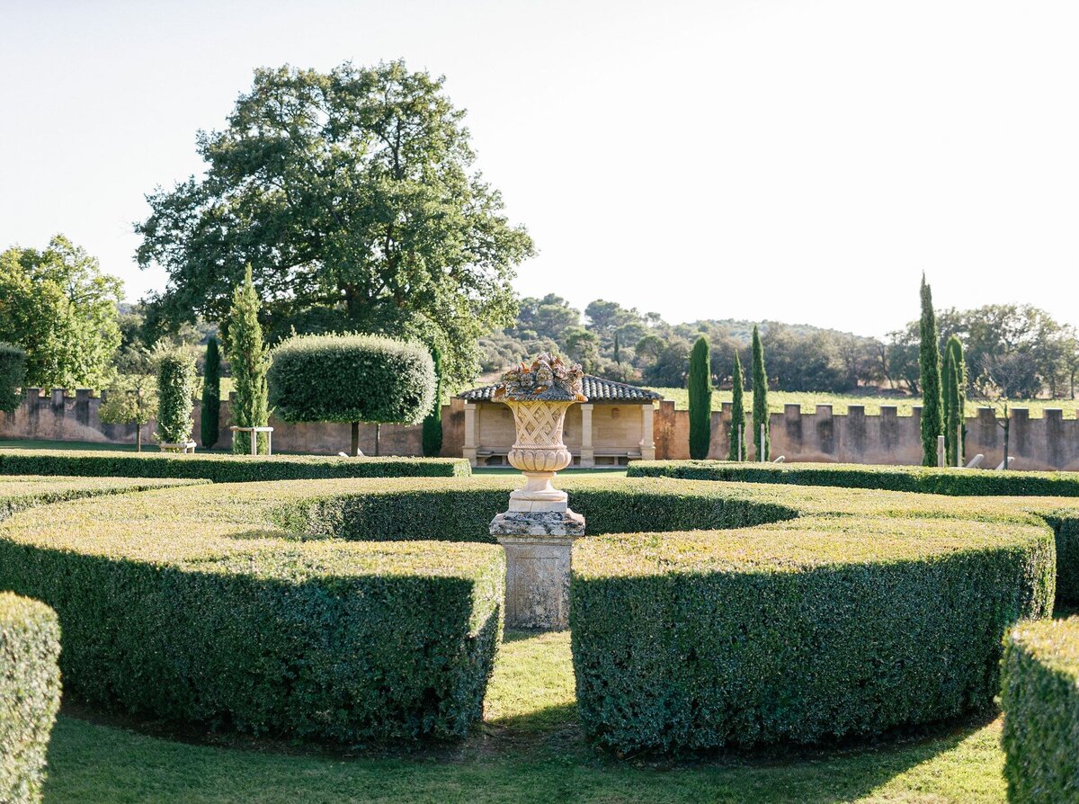 chateau-wedding-venue-provence-maze