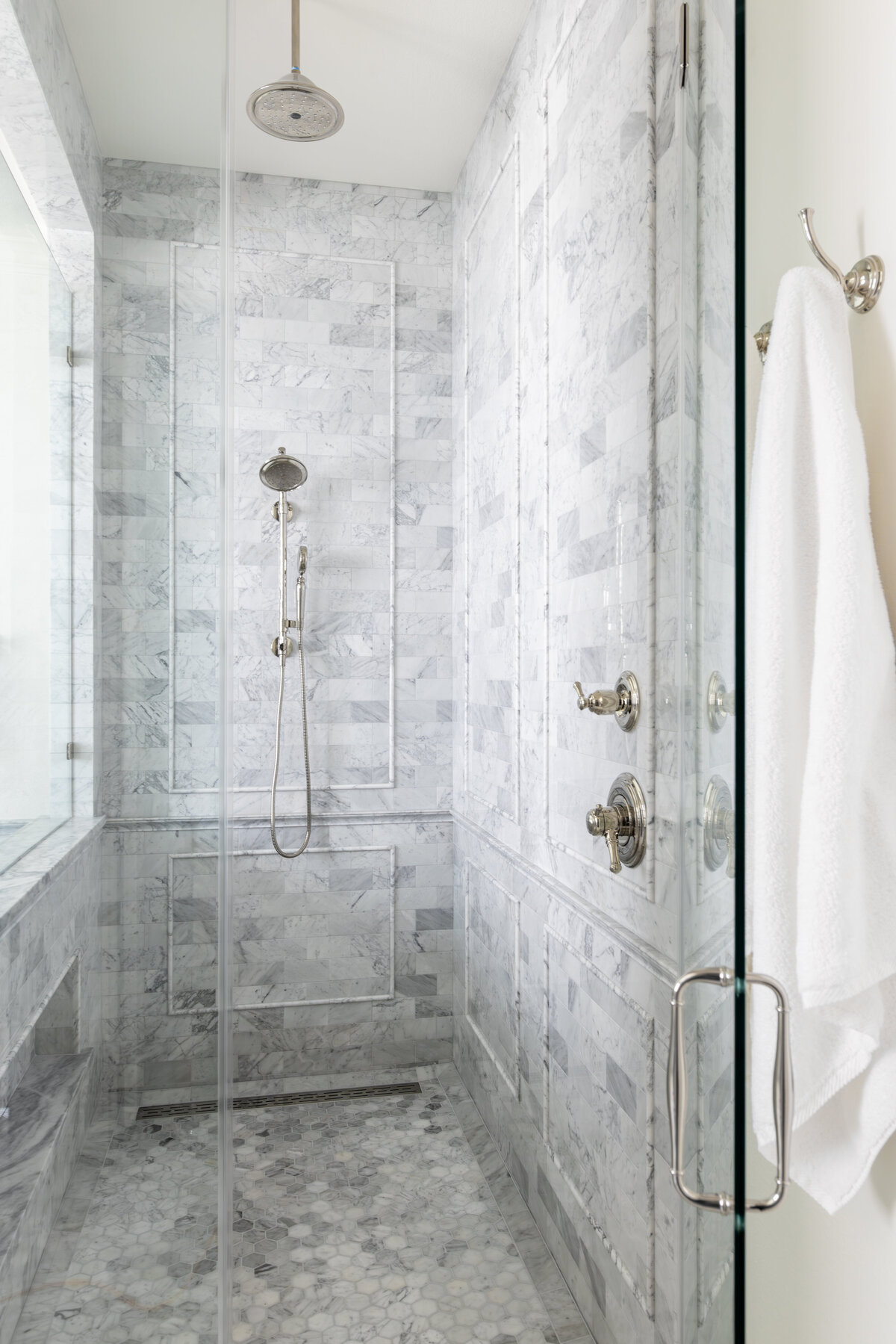 kyleen bushroe interiorswalk in neutral gray shower