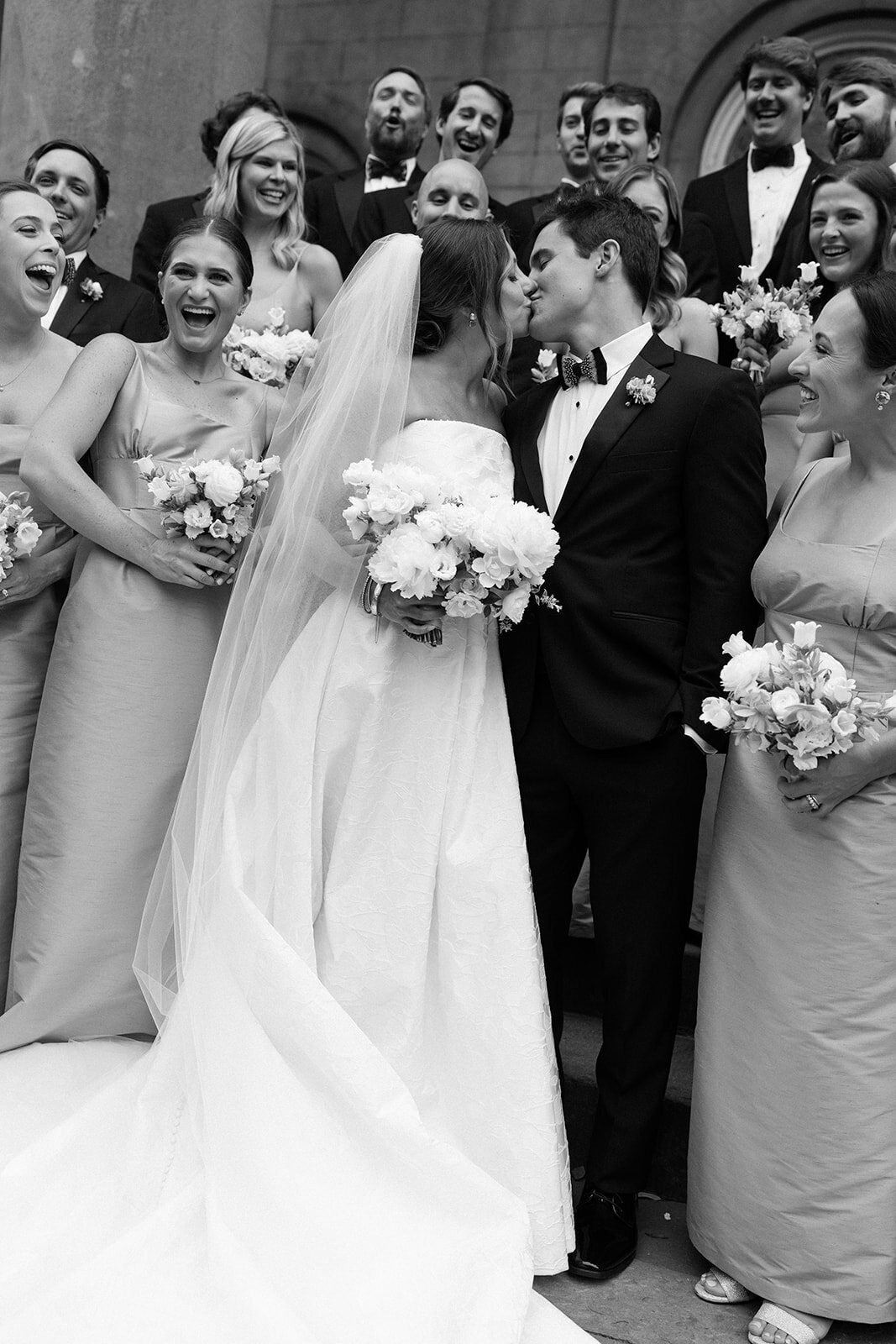 Classic Charleston Wedding with green & white at Hibernian Hall by Sarah Bradshaw 0182