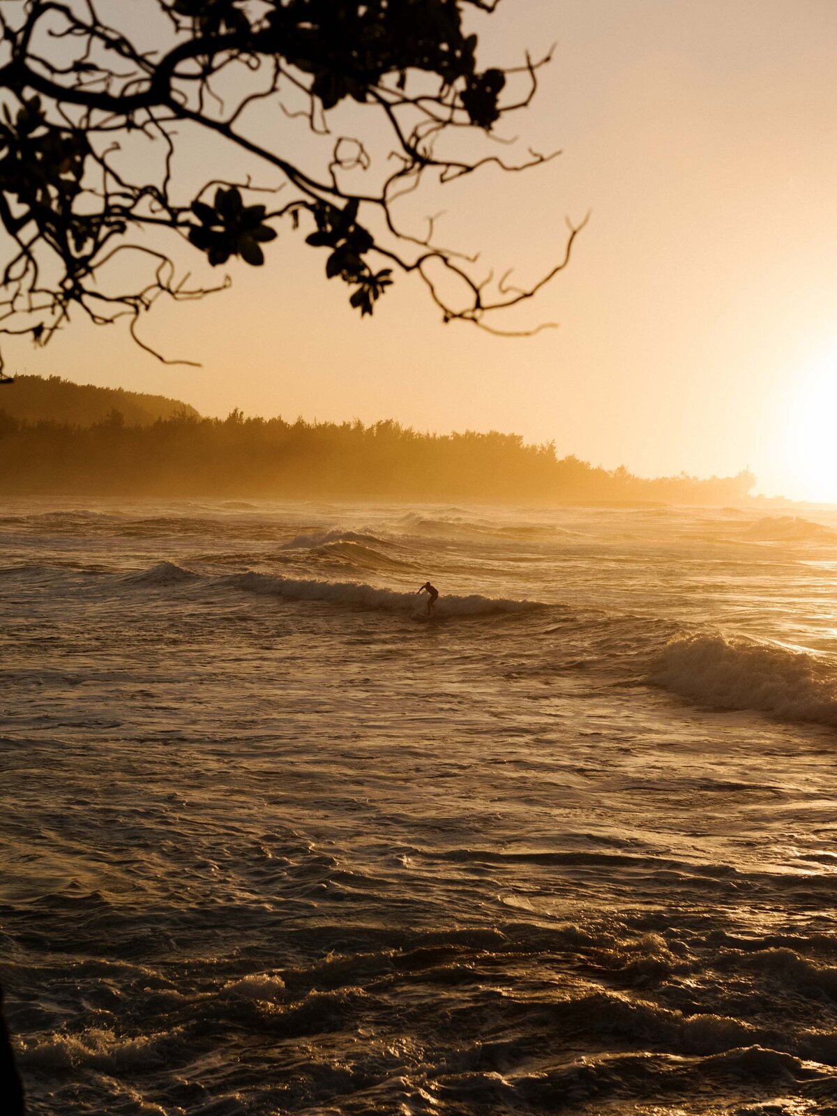 north-shore-hawaii-surfer-sunset-01