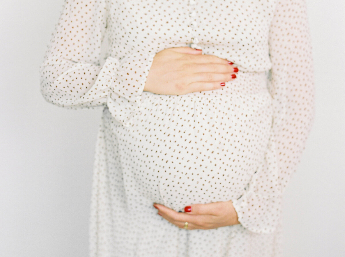 haute-stock-photography-subscription-baby-bump-collection-final-21
