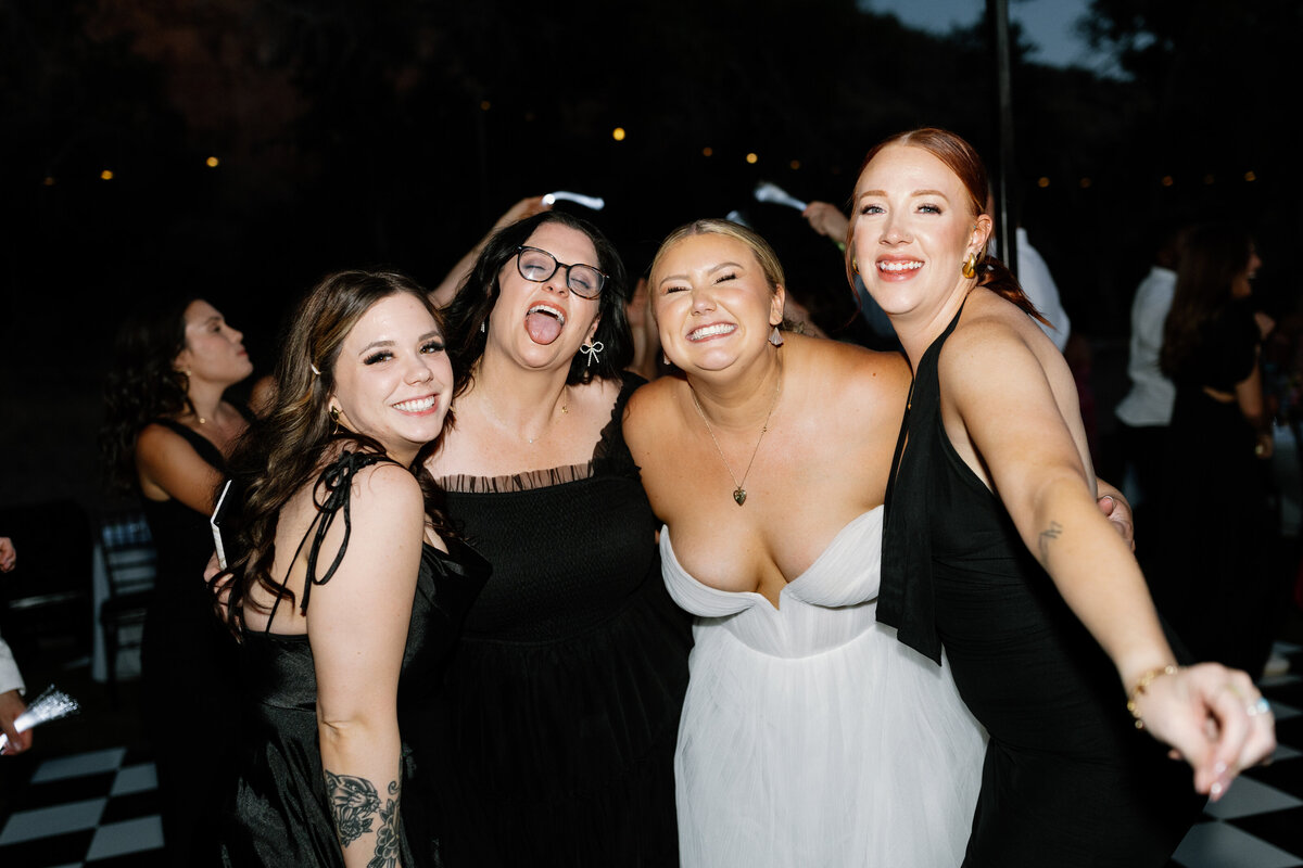 D+A_WEDDINGPREVIEW_KAYLAESPARZAPHOTOGRAPHY-160
