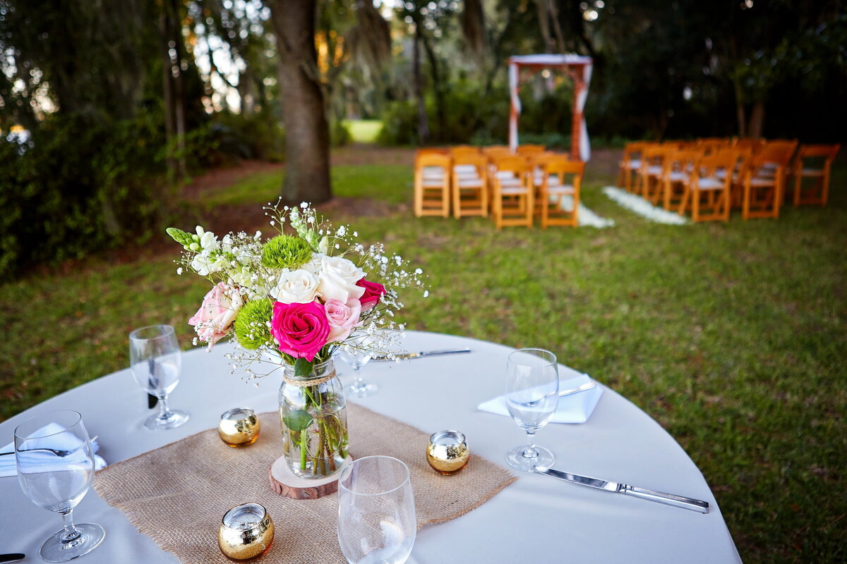 savannah-ceremony-and-table-decor