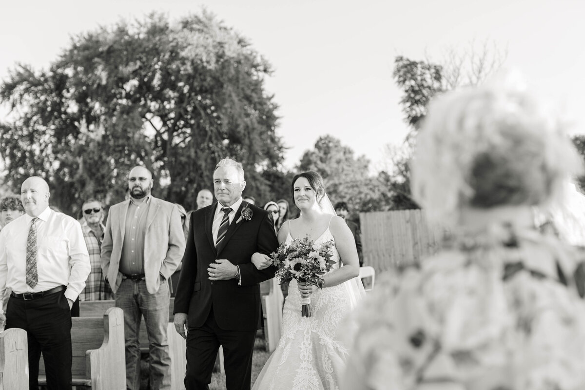 Texas wedding at Savannah's Events by Alex Blair