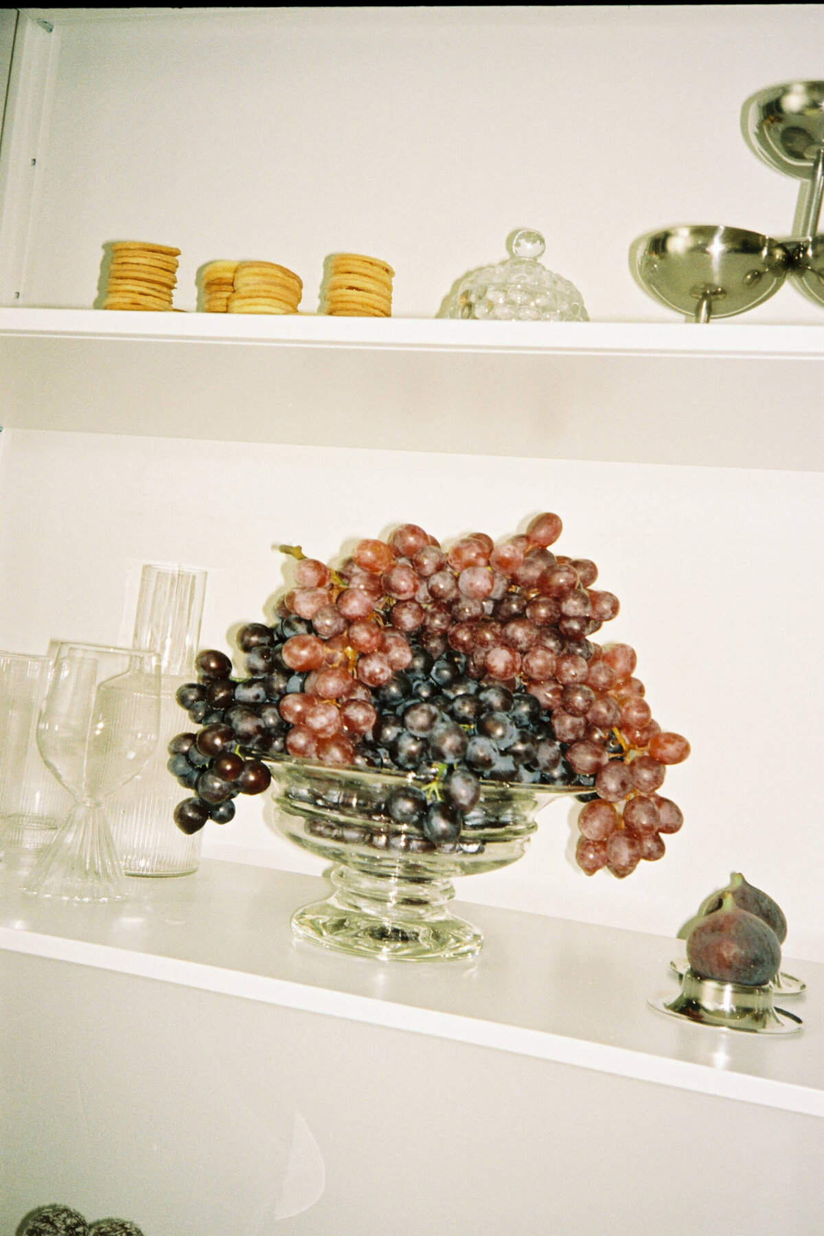 Artistic food detail by Vienna Photographer during destination wedding celebration in Italy


