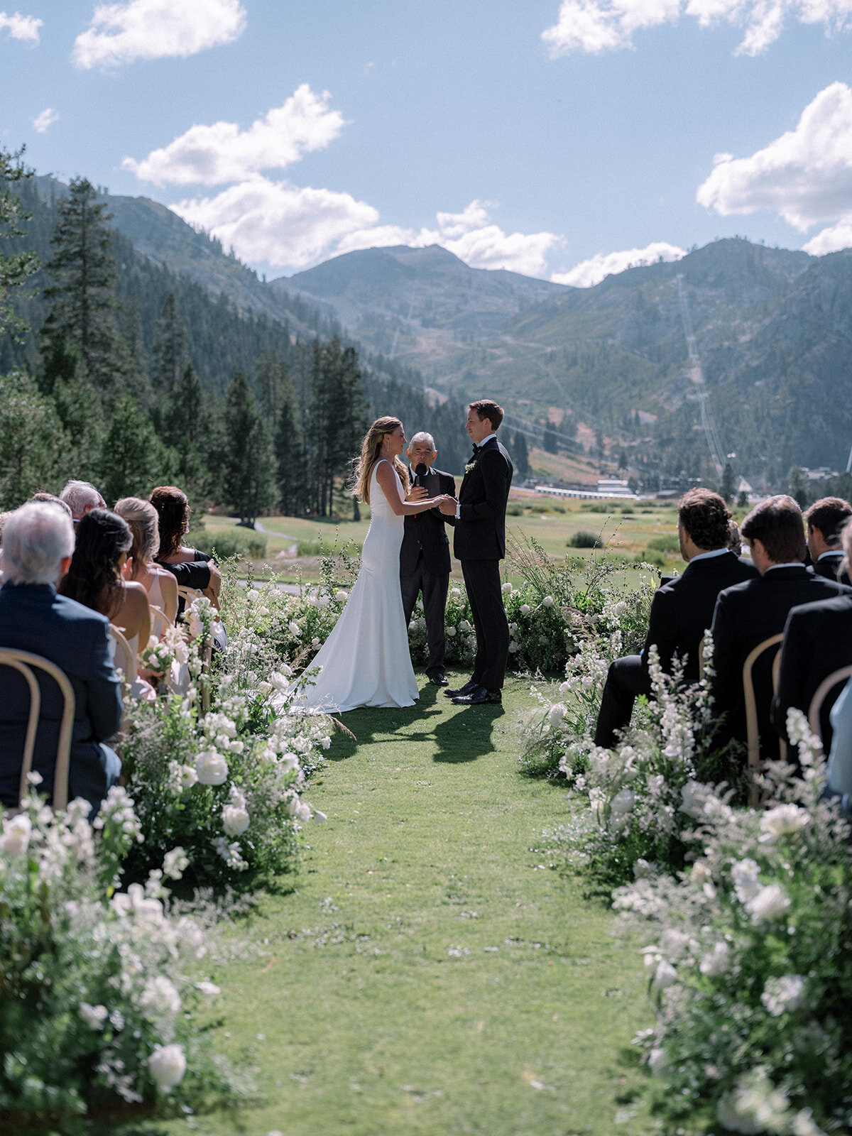 Cassia-and-AJ_Wedding_Everline-Resort-and-Spa_Lake-Tahoe_347