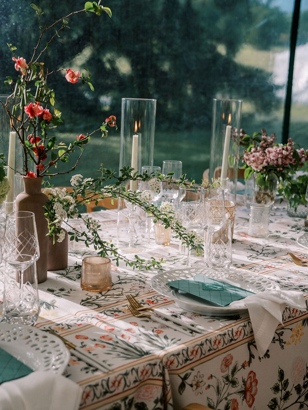 KathleenRob5-3-25GlenstoneGardenVA-VickiGraftonPhotography-861