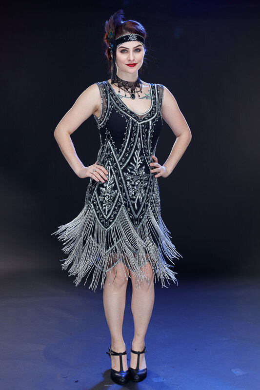 Woman-Flapper-Dress-Black-Silver-20s-Prohibition